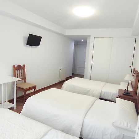 Pension Villa ** كوميلاس المظهر الخارجي الصورة